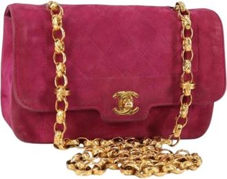 Chanel Pre-owned Shoulder Bags, female, Pink, Size: ONE SIZE Pre-owned Suede chanel-bags