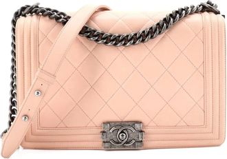 Chanel Boy Flap Bag Quilted Calfskin New Medium shoulder bag - women - Calf Leather - One Size - Pink