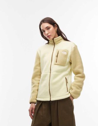 The North Face Yumiori - Pile giallo con zip