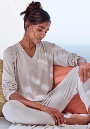 s.Oliver Pyjamaoberteil S.OLIVER, Damen, Gr. 32/34, beige (beige, meliert), Single Jersey, Obermaterial: 92% Modal (TENCEL), 8% Elasthan, meliert, loose fit h&uuml;