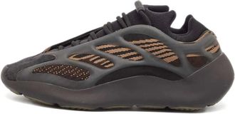 Yeezy by Kanye West Sneakers 700 V3 - Marrone