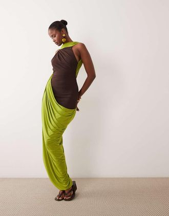 Asos vestito maxi con gonna drappeggiata e dettaglio foulard in marrone e verde-Multicolore