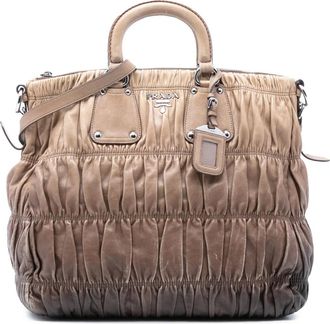 Prada Borsa a tracolla Gaufre Ombre in nappa 2000-2025 - Marrone