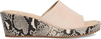 Vaneli Womens Cabala Wedge Sandal In Nude Suede