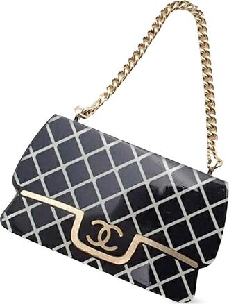 Chanel 2019 Resin CC Flap Pin Brooch costume brooch - women - Resin - One Size - Black