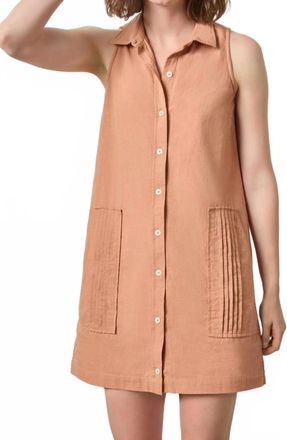 Lilla P Sleeveless Pleat Pocket Dress In Carob