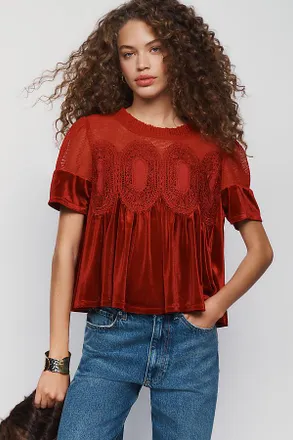En Elly Velvet Scallop Top