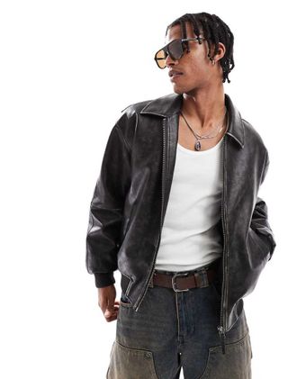 Bershka Giacca in pelle sintetica nero slavato