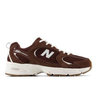 New Balance Unisex 530 en Marr&oacute;n/Blanco, Cuero, Talla 37.5