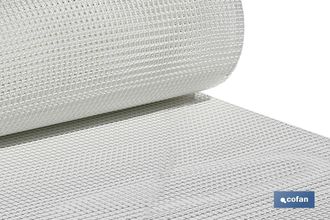 cofan Malla Plast. Cuadrada Jardin 10mm Blanco 1x25m, Rollo De Malla En Pvc En Color Blanco, El Tama&ntilde;o O Dimensi&oacute;n Del Cuadrado Es De 10 Mm De Lado. Se Vend