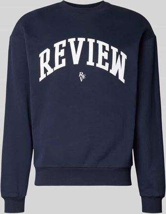 Review Sweatshirt mit Varsiety Embleme in Marine, Gr&ouml;&szlig;e XXL