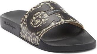 Ferragamo Tomaio Slide Sandal in Beige Nero Gancio Nero Argento at Nordstrom Rack, Size 13