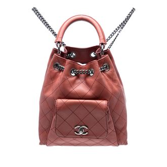 Chanel Tweedehands Medium Stitched Kalfsleren Urban Luxe Rugzak met Touwsluiting