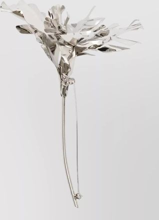 N&deg;21 metal leaf design pin accessory piece