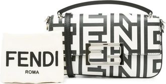 Fendi Hobo Bags - 2010-2024 Marc Jacobs Nappa Vitello King Logo Prin - Gr. unisize - in Weiß - für Damen