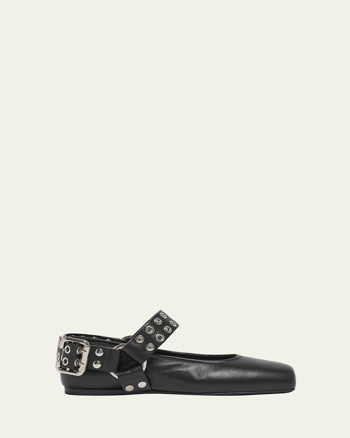Alaia Sandals − Sale: at $513.00+ | Stylight