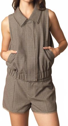 Peach Love California Houndstooth Scallop Lace Vest In Olive