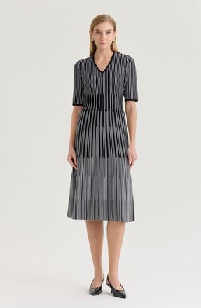 Ming Wang Fit-N-Flare Linear Soft Knit Midi Dress in Black/white at Nordstrom, Size Xx-Small