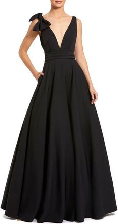 Mac Duggal Petite Sleeveless Plunge Neck Ball Gown With Bow Detail in Black at Nordstrom, Size 10