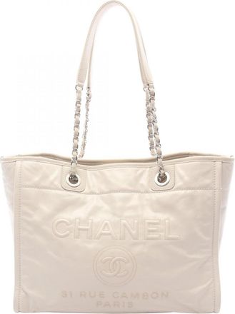 Chanel White Leather Handbag Tote Bag (Pre-Owned)