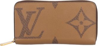 Louis Vuitton Brown Monogram Long Wallet (Bi-Fold) (Pre-Owned)