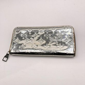 Louis Vuitton Silver Long Wallet (Bi-Fold) (Pre-Owned)