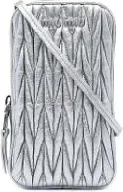 Miu Miu Pre-owned Quilted Metallic Nappa Leather Crossbody Bag - Dames - Vintage Schoudertas - Grijs - ONE Size - Leer - Vintage