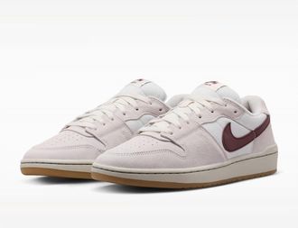 Nike Mens Sb Code 58 Shoes In Summit White/mystic Dates/phantom