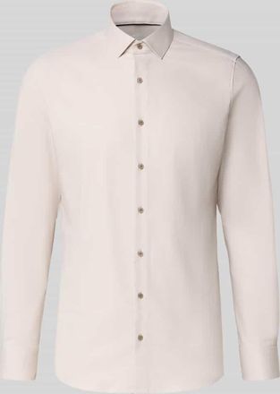 Olymp Level 5 Slim Fit Business-Hemd mit Kentkragen in Sand, Gr&ouml;&szlig;e 38