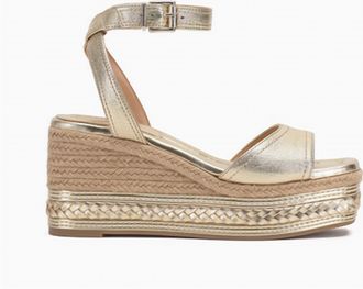 Vince Camuto Womens Lilla Wedge Sandal In Gold