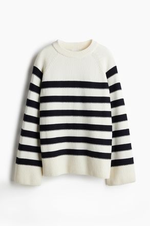 H&M Pullover in Loose Fit - White