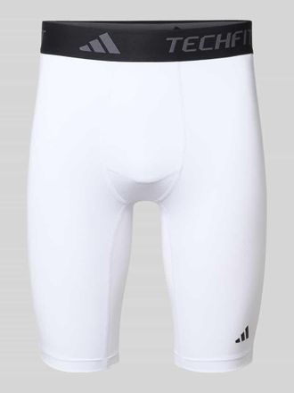 adidas Slim Fit Base Shorts mit Logo-Print in Weiss, Gr&ouml;&szlig;e XL