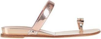 Casadei CALZADO - Sandalias de dedo en YOOX.COM