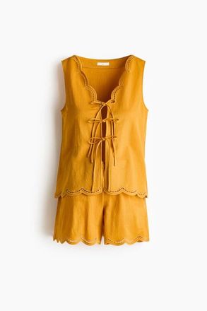 H&M Mama 2-piece Scalloped Set in Mustard Yellow at Nordstrom, Size Xx-Large