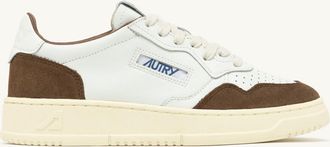 Autry MEDALIST LOW SNEAKERS IN WHITE LEATHER AND TUNDRA SUEDE