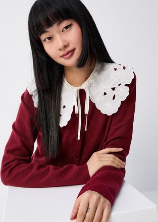 Simons Womens Floral embroidery faux shirt collar