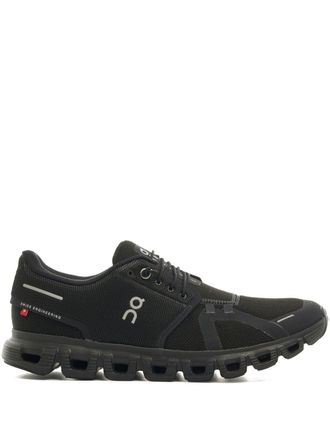 On Sulle scarpe da ginnastica Cloud 6