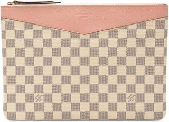 Louis Vuitton Pre-owned Clutches, female, Multicolor, Size: ONE SIZE Pre-owned The Daily Pouch
