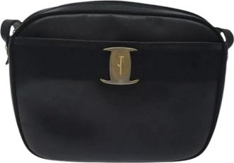 Ferragamo Pre-owned Cross Body Bags, female, Blue, Size: ONE SIZE Pre-owned Vala shoulder bag
