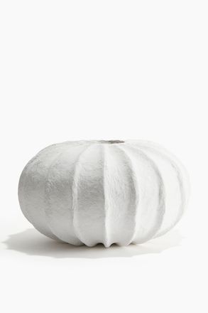 H&M Grosse Vase aus Pappmach&eacute; - Naturweiss