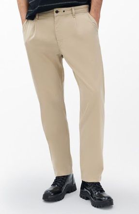 Rag & Bone Evan Trim Fit Pleated Stretch Cotton Chinos in Light Khaki at Nordstrom, Size 31