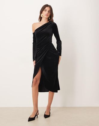 Nobody's Child Vestito midi nero arricciato in velluto con spalla scesa