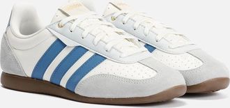 adidas Womens Adidas Barreda Lo Womens White/Blue Trainers - Size: UK 7 / eu 40.5 / us 8.5