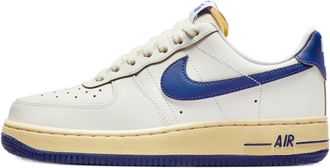 Nike (WMNS) Nike Air Force 1 07 Sail Pale Vanilla FQ8103-133