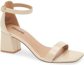 Abound Finn Ankle Strap Sandal in Beige Patent Crinkle at Nordstrom Rack, Size 13