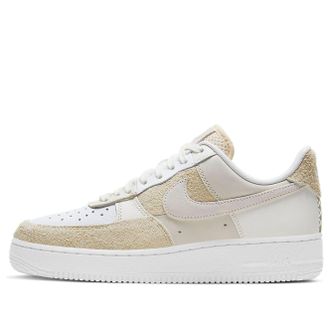 Nike (WMNS) Nike Air Force 1 07 Coconut Milk DD6618-100