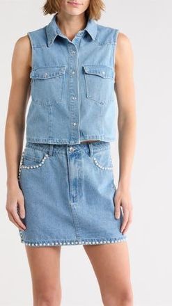 Vigoss Sleeveless Denim Shirt in Light Wash at Nordstrom Rack, Size X-Large