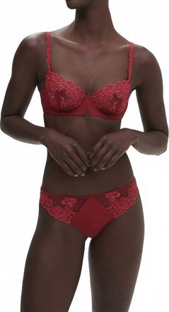Simone Pérèle Saga Thong In Red