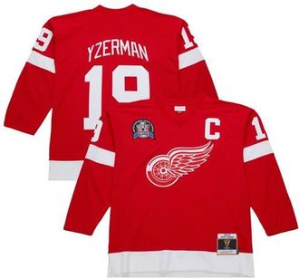 Mitchell & Ness Mens Steve Yzerman Scarlet Detroit Red Wings 1996-97 Power Play Jersey at Nordstrom, Size Medium