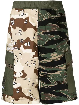 Aape By A Bathing Ape Moonface camouflage-print cargo shorts - men - Cotton/Spandex/Elastane - S - Green